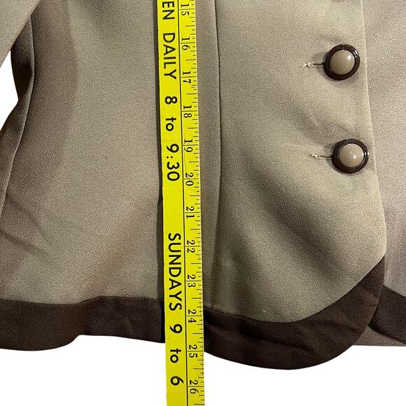 Wear Abouts Vintage Made in the USA Brown Tan Button Down Blazer Shoulder Pads - Picture 7 of 9